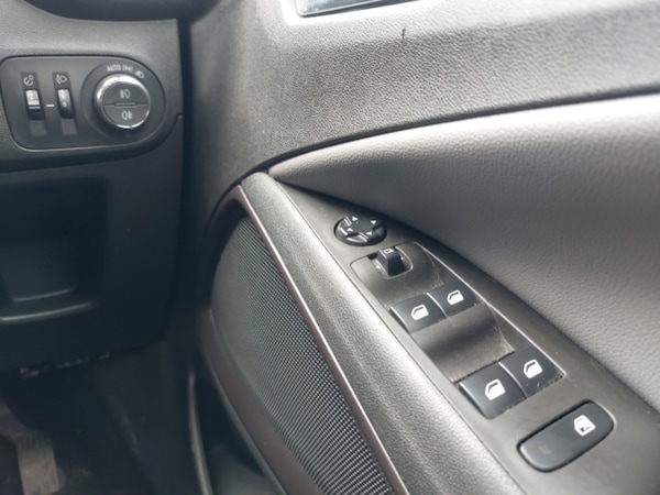 Used Vauxhall Crossland X 2018 for sale - 76195339: Photo 16