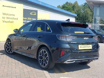 Used Kia Ceed 2023 for sale - 79310622: Photo