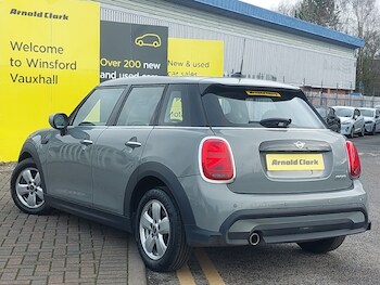 Used MINI Hatch 2021 for sale - 77530710: Photo