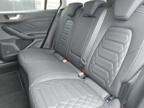 Used Ford Focus 2022 for sale - 76116225: Photo 6