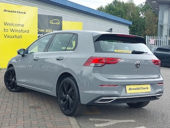 Used Volkswagen Golf 2024 for sale - 79315842: Photo