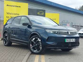 2025 - 157kW Ultimate 73kWh 5dr Auto [Panoramic Roof]