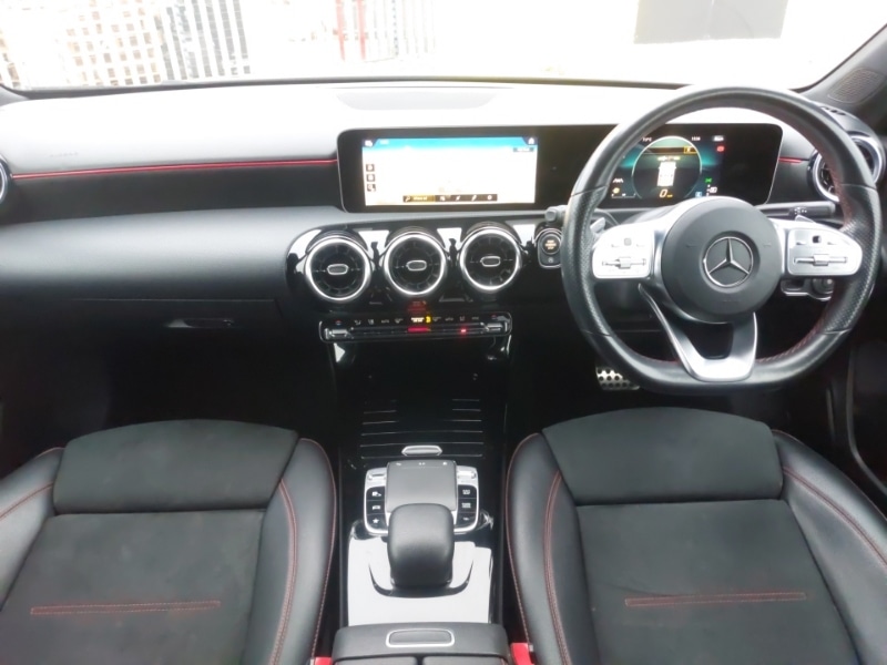 Used Mercedes-Benz A-Class 2018 for sale - 76713520: Photo 2