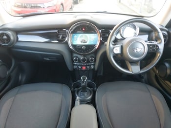 Used MINI Hatch 2022 for sale - 78704077: Photo