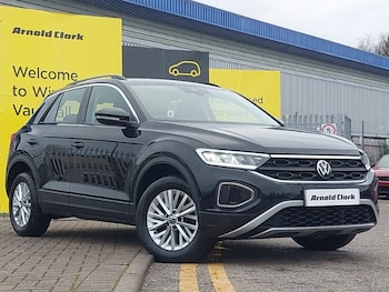 Used Volkswagen T-Roc 2023 for sale - 77380147: Photo