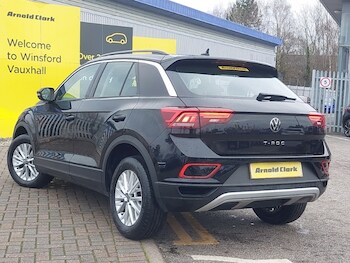 Used Volkswagen T-Roc 2023 for sale - 77380147: Photo