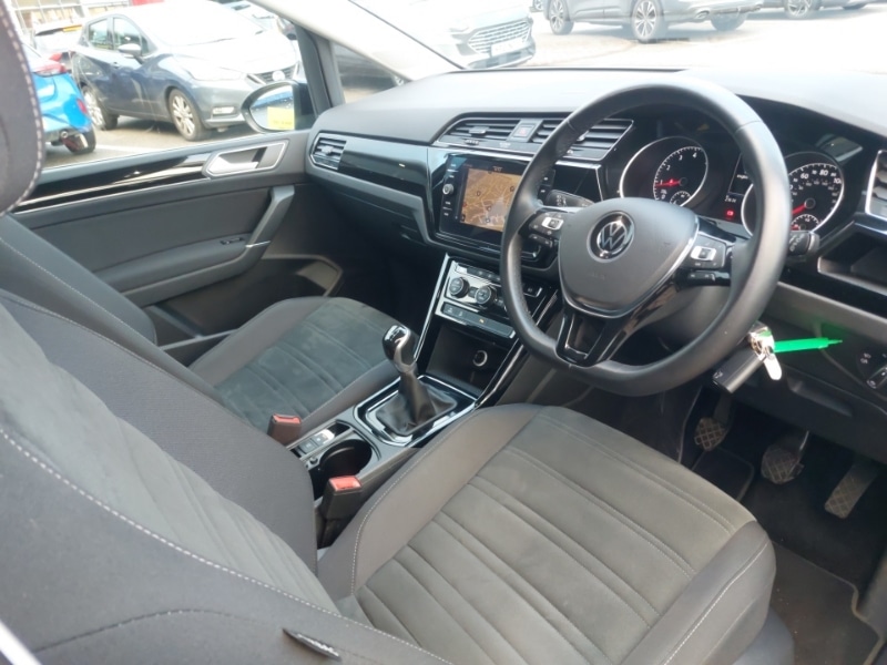 Used Volkswagen Touran 2020 for sale - 77573389: Photo 18