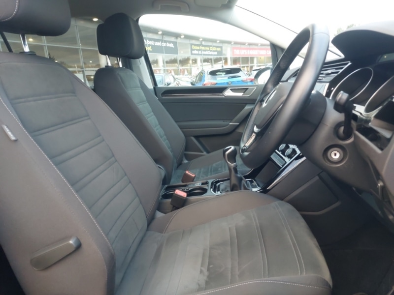 Used Volkswagen Touran 2020 for sale - 77573389: Photo 19