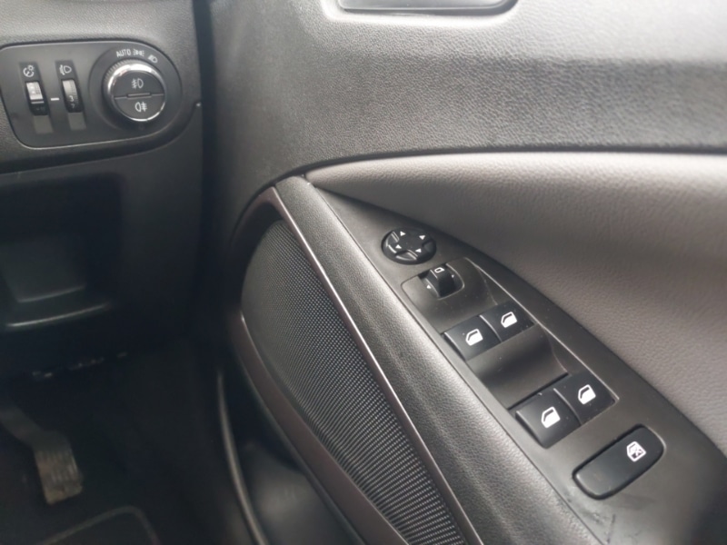 Used Vauxhall Crossland X 2018 for sale - 77183880: Photo 16