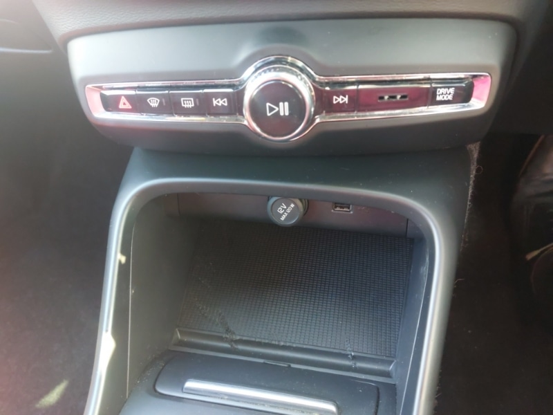 Used Volvo XC40 2018 for sale - 77750730: Photo 13