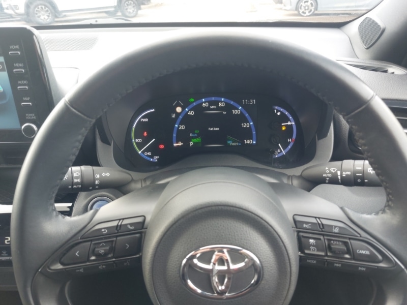 Used Toyota Yaris Cross 2022 for sale - 77790637: Photo 15