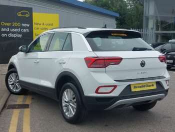 Used Volkswagen T-Roc 2023 for sale - 75114398: Photo