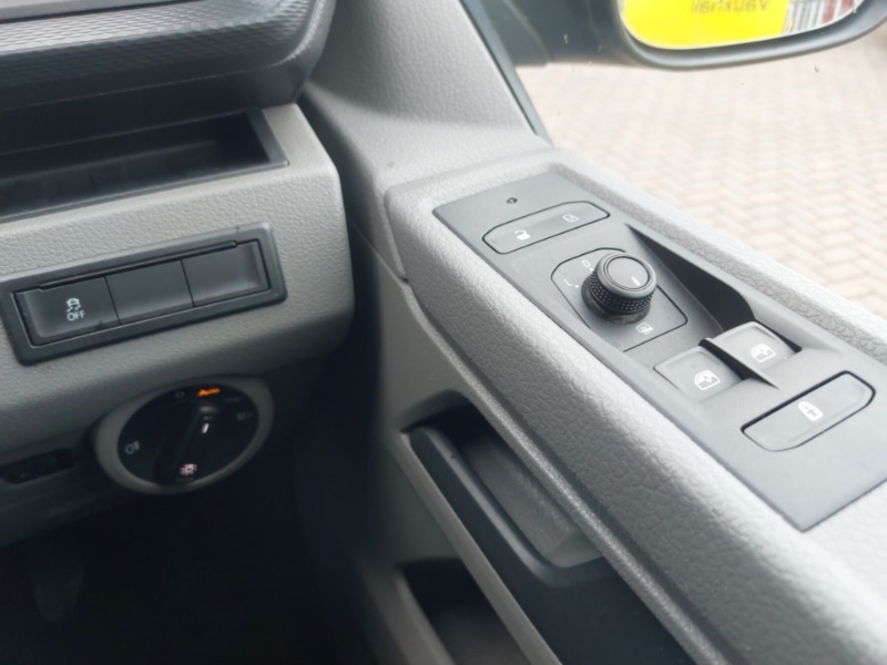 Used Volkswagen Transporter Shuttle 2020 for sale - 77644301: Photo 16