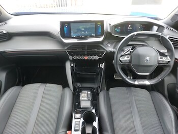 Used Peugeot 2008 2023 for sale - 78374346: Photo