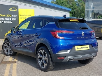 Used Renault Captur 2021 for sale - 75525983: Photo
