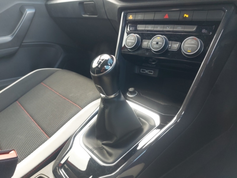 Used Volkswagen T-Roc 2018 for sale - 77414331: Photo 14