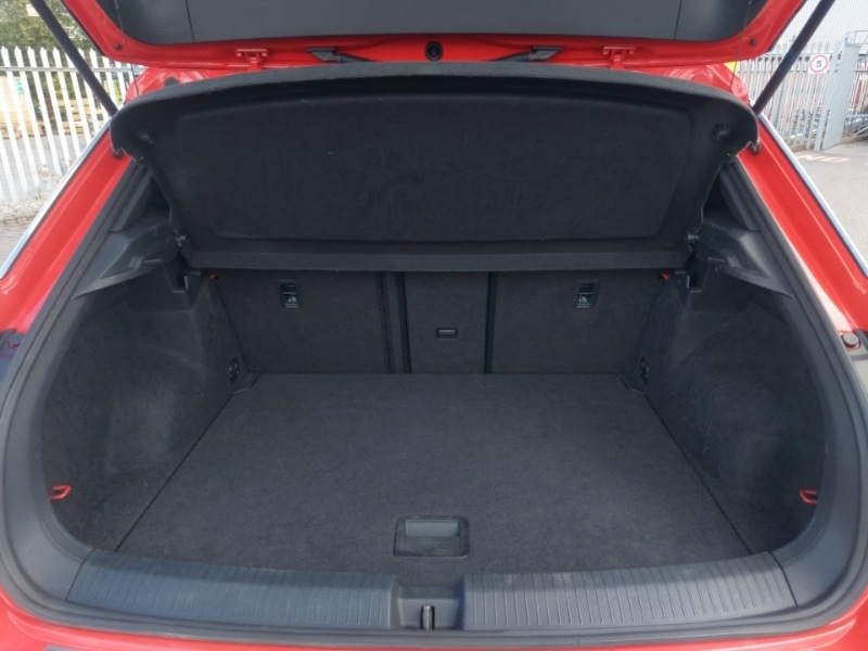 Used Volkswagen T-Roc 2018 for sale - 77414331: Photo 8