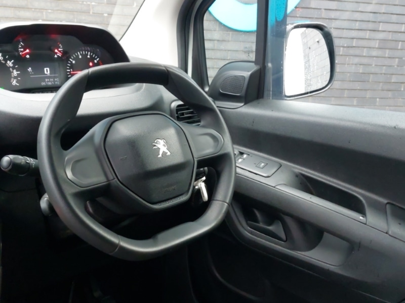 Used Peugeot Partner 2020 for sale - 77047433: Photo 11