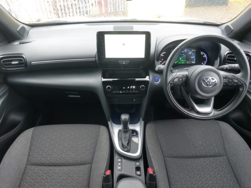 Used Toyota Yaris Cross 2022 for sale - 76854024: Photo 2