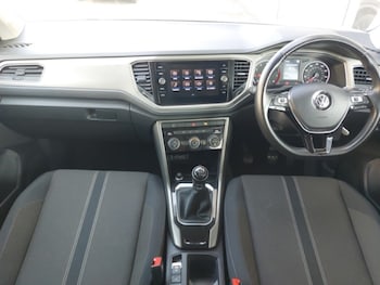 Used Volkswagen T-Roc 2020 for sale - 79267888: Photo