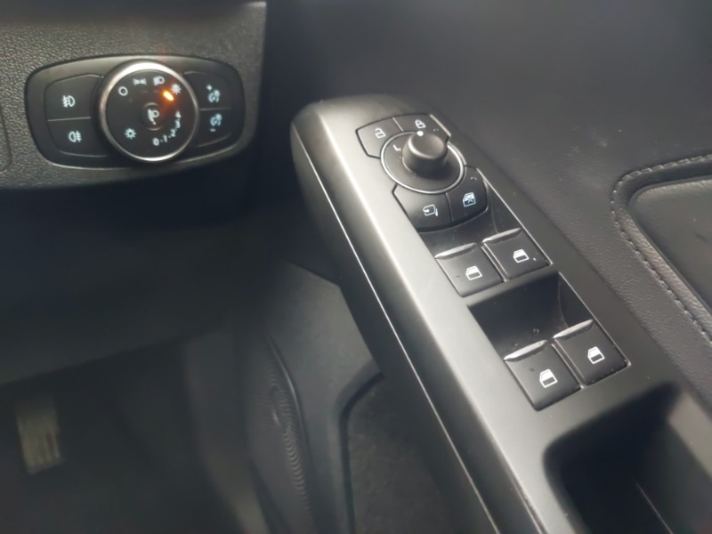 Used Ford Focus 2023 for sale - 76721761: Photo 16