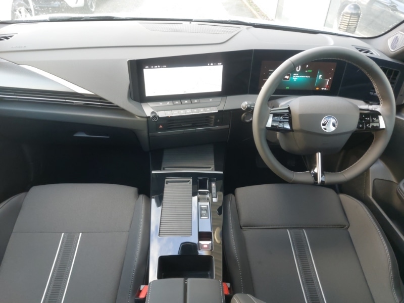 Used Vauxhall Astra 2025 for sale - 77289984: Photo 2