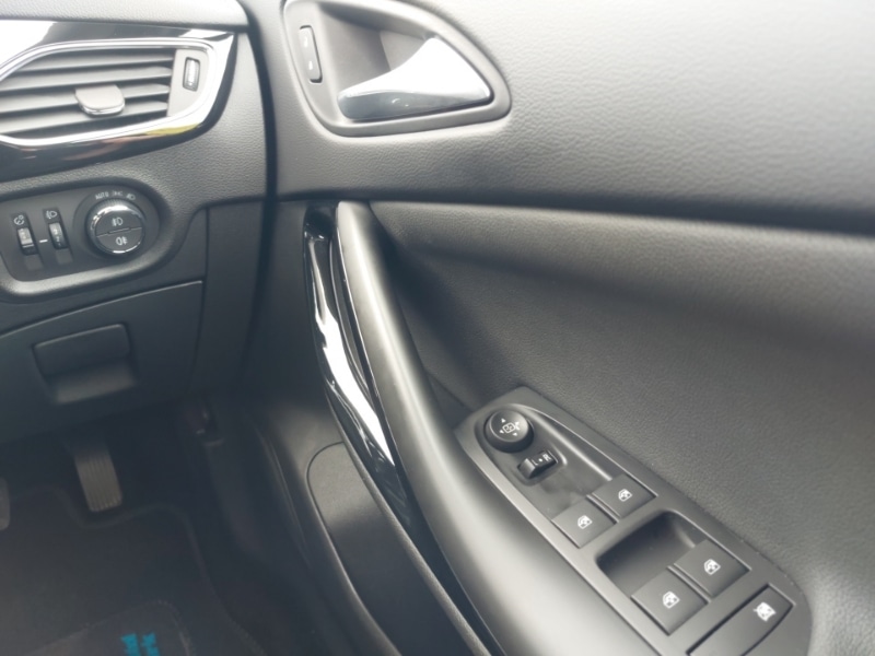 Used Vauxhall Astra 2021 for sale - 76983127: Photo 16