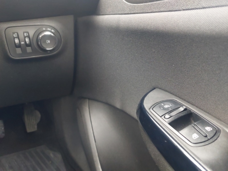 Used Vauxhall Corsa 2015 for sale - 77544222: Photo 16