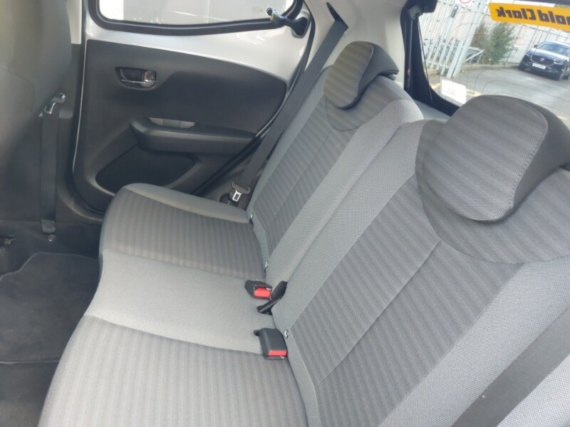 Used Toyota AYGO 2019 for sale - 76465405: Photo 6