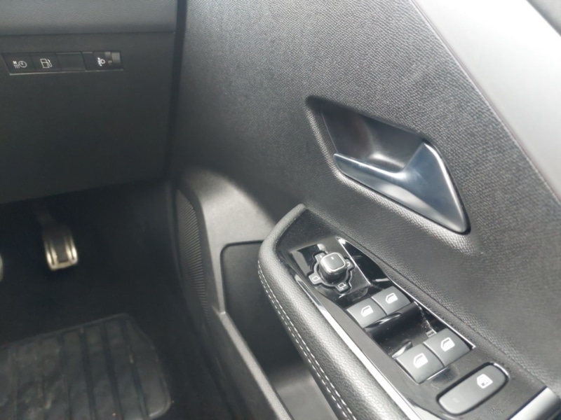 Used Vauxhall Astra 2023 for sale - 77896943: Photo 16