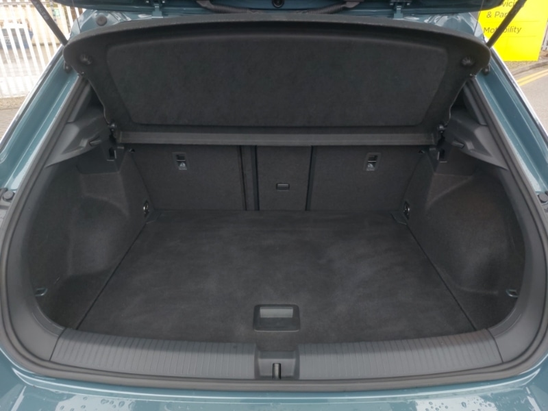 Used Volkswagen T-Roc 2023 for sale - 76749074: Photo 8