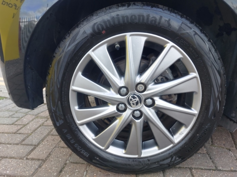 Used Toyota Yaris 2022 for sale - 76397480: Photo 17