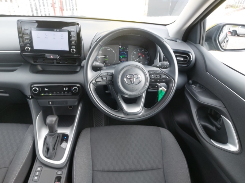 Used Toyota Yaris 2022 for sale - 76397480: Photo 7