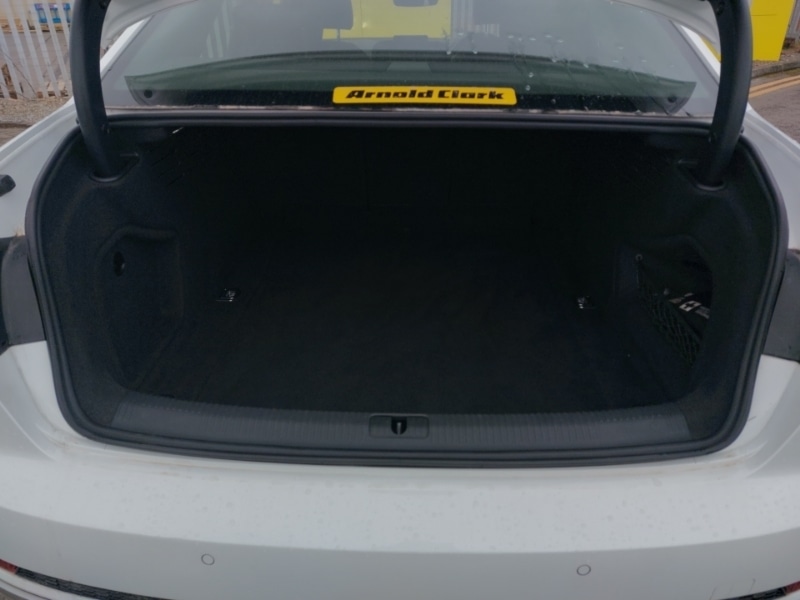 Used Audi A4 2019 for sale - 77777090: Photo 8