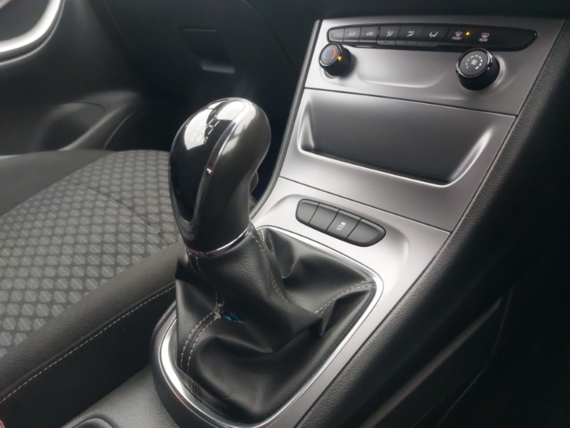 Used Vauxhall Astra 2017 for sale - 76983142: Photo 14