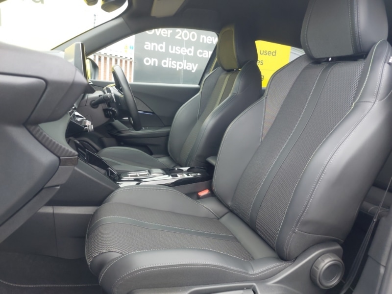 Used Peugeot 2008 2023 for sale - 77047358: Photo 5