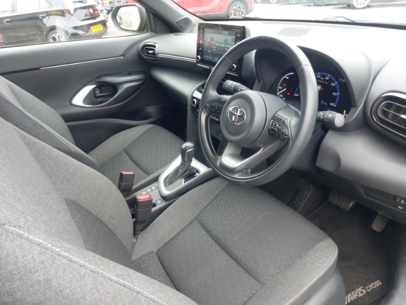 Used Toyota Yaris Cross 2022 for sale - 77197541: Photo 18