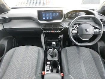 Used Peugeot 2008 2024 for sale - 77338038: Photo