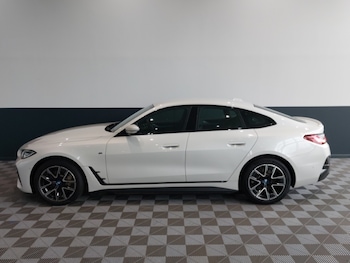 Used BMW i4 2022 for sale - 78546902: Photo