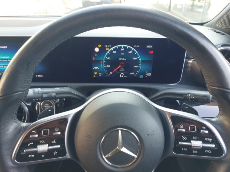 Used Mercedes-Benz A-Class 2018 for sale - 77947982: Photo 15