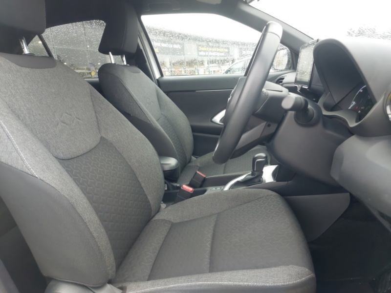 Used Toyota Yaris Cross 2022 for sale - 77815785: Photo 19