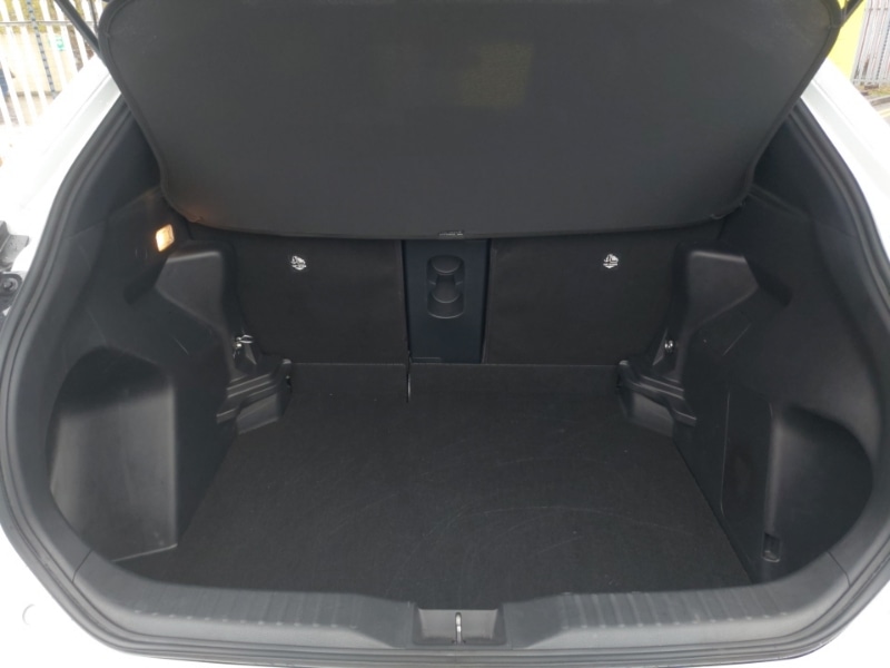 Used Toyota Yaris Cross 2022 for sale - 77815785: Photo 8