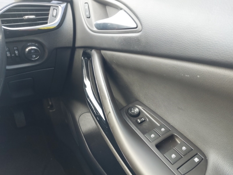 Used Vauxhall Astra 2018 for sale - 76183250: Photo 16