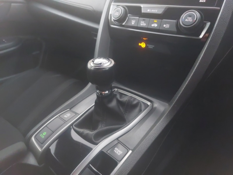 Used Honda Civic 2019 for sale - 76700001: Photo 14