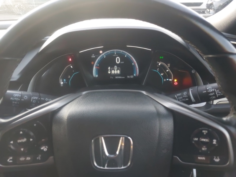 Used Honda Civic 2019 for sale - 76700001: Photo 15