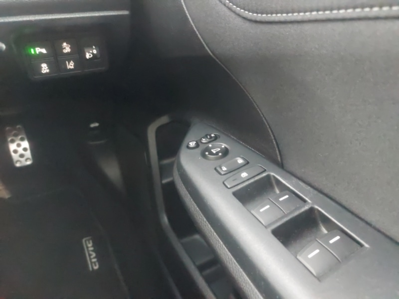 Used Honda Civic 2019 for sale - 76700001: Photo 16