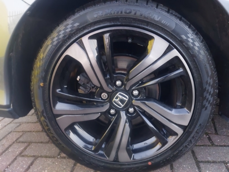 Used Honda Civic 2019 for sale - 76700001: Photo 17