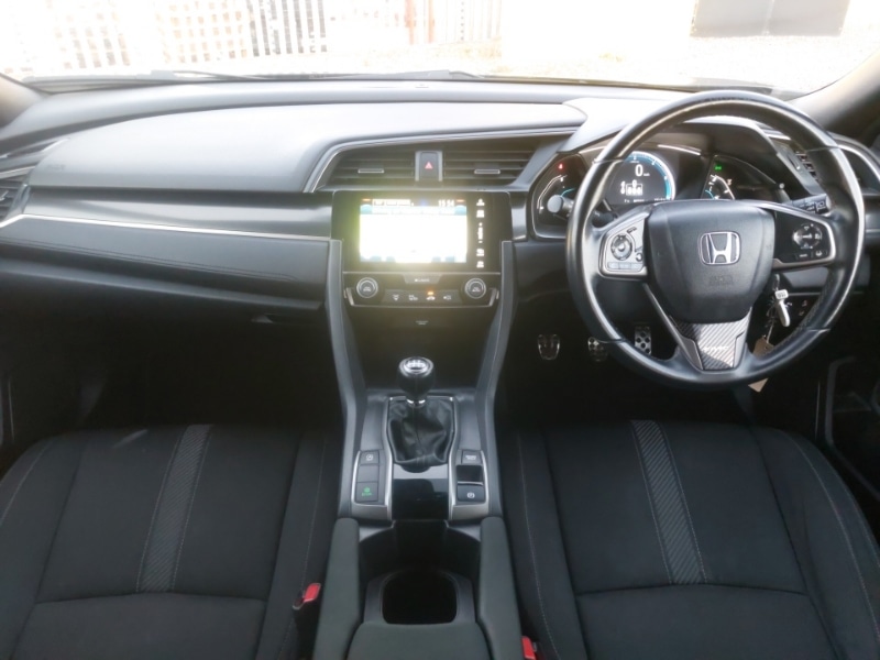Used Honda Civic 2019 for sale - 76700001: Photo 2