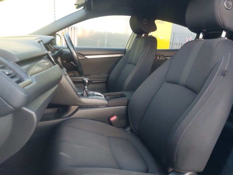 Used Honda Civic 2019 for sale - 76700001: Photo 5