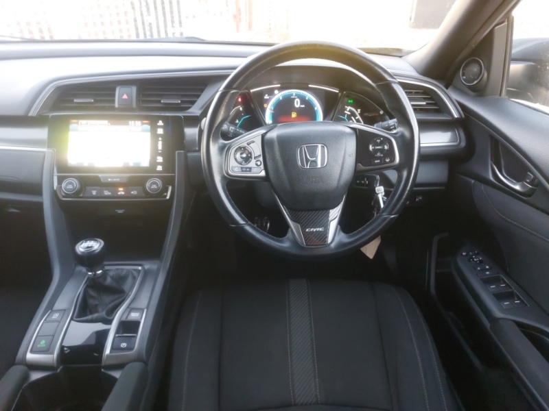 Used Honda Civic 2019 for sale - 76700001: Photo 7
